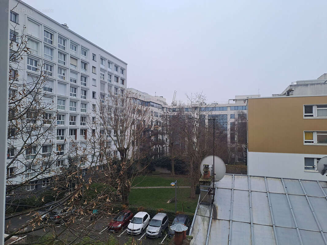 Appartement à MONTROUGE