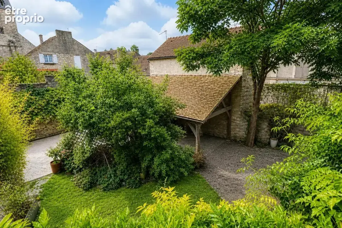 Maison de 7 pièces de 240 m² - photo 4