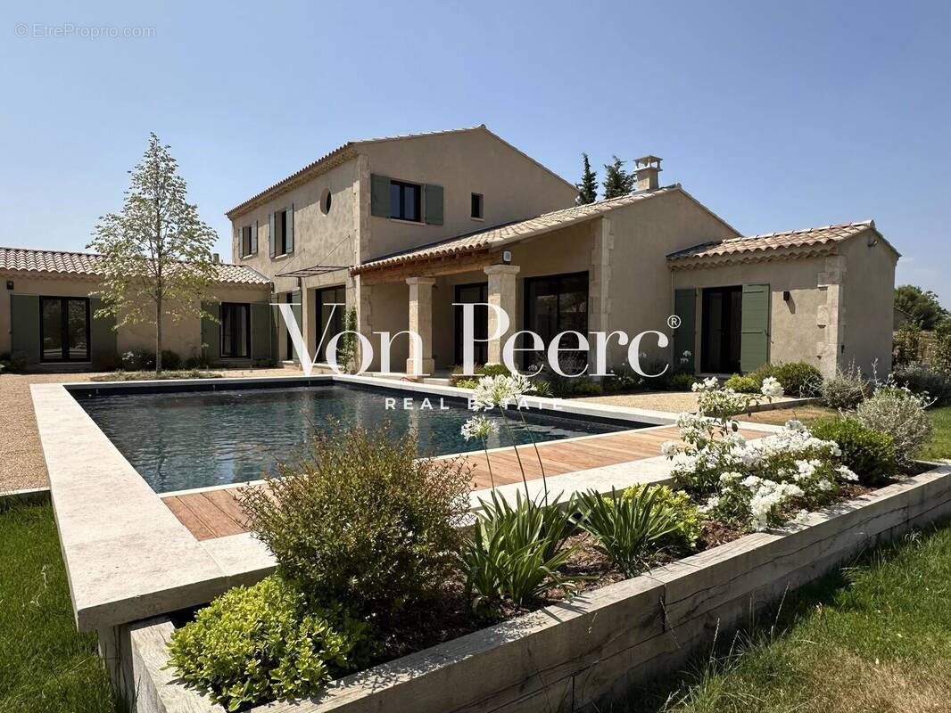 Maison à SAINT-REMY-DE-PROVENCE