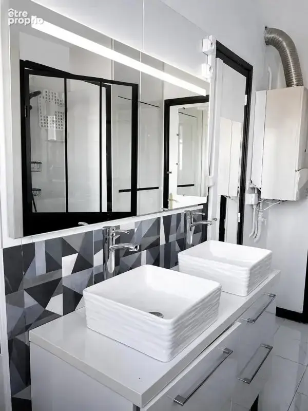 Appartement de 5 pièces de 112 m² à Saint-Nazaire - photo 6