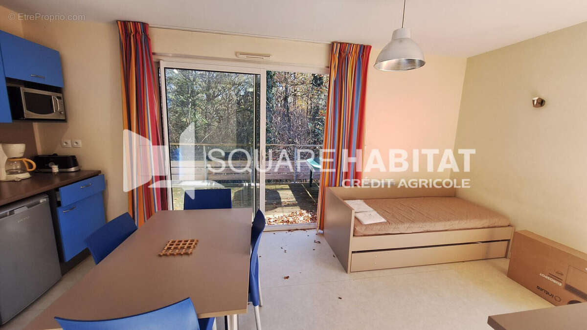 Appartement à CHAVEIGNES