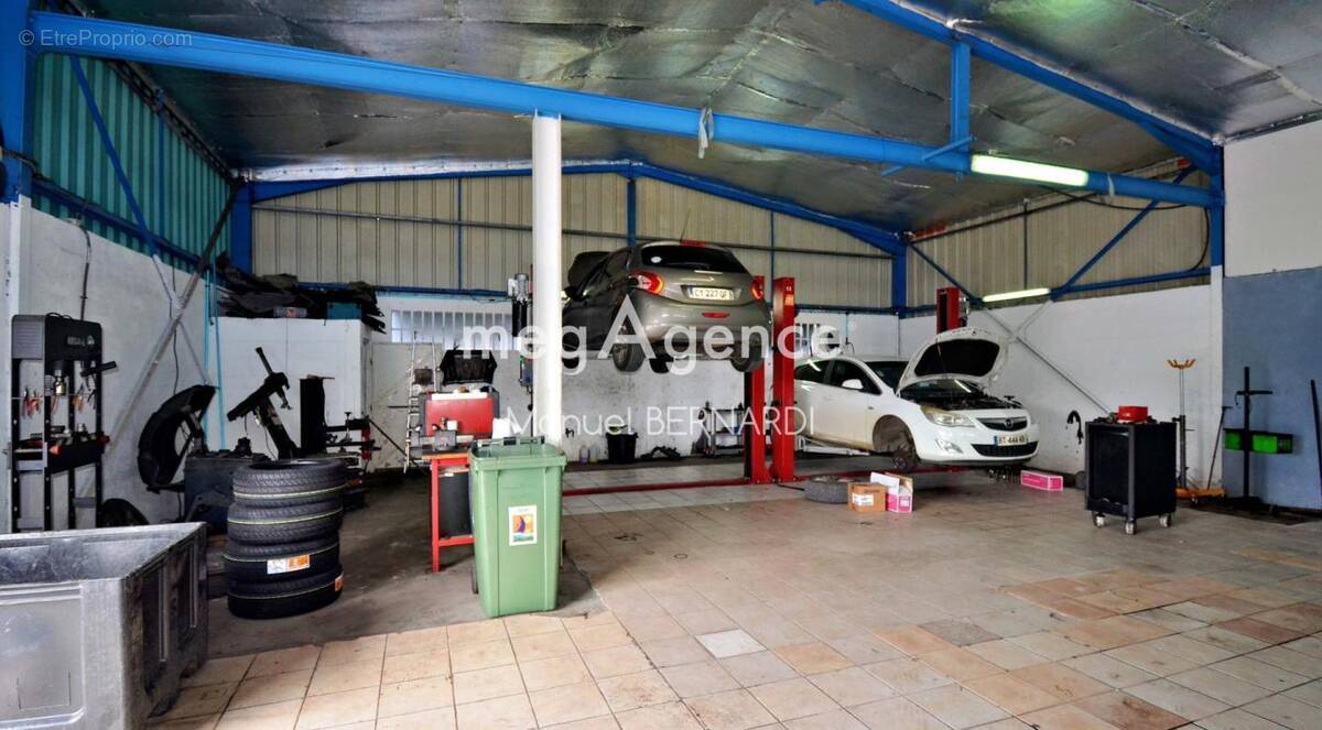 Commerce à PETIT-BOURG