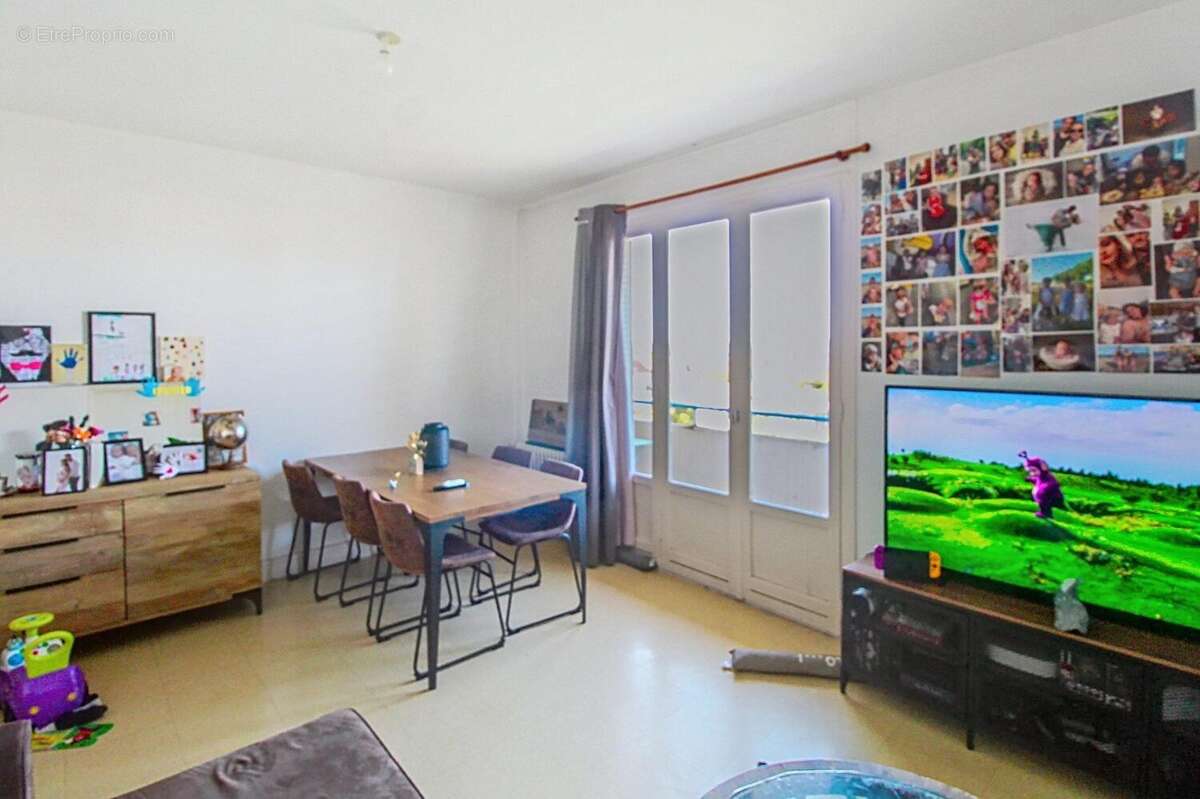 Photo 3 - Appartement à MONTCEAU-LES-MINES