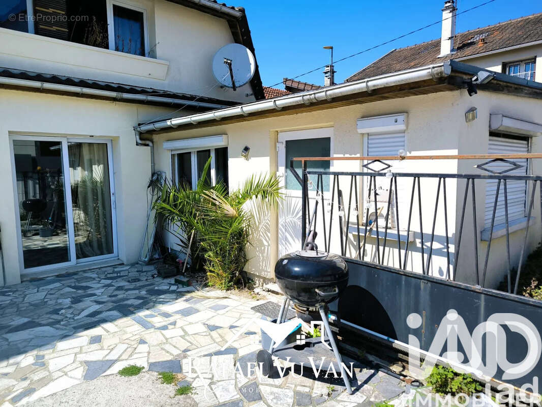 Photo 2 - Maison à CLICHY-SOUS-BOIS