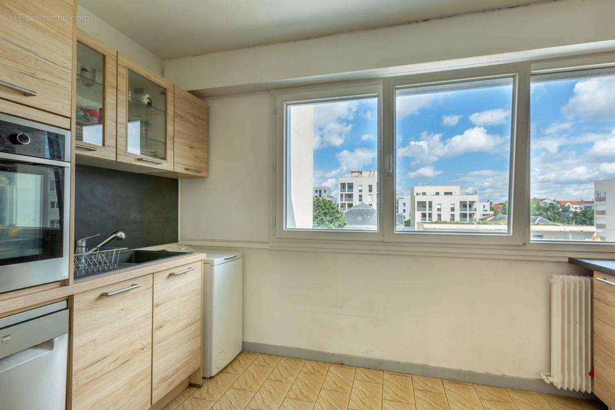 Appartement à LYON-8E