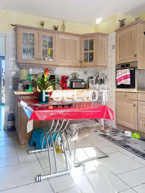 Maison à SAINT-SEVER-CALVADOS