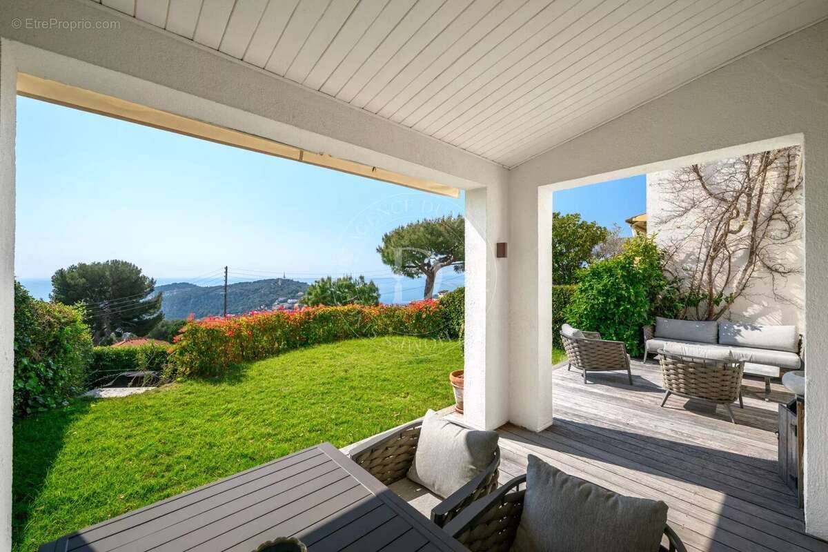 Appartement à VILLEFRANCHE-SUR-MER