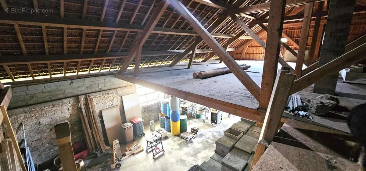 Maison à HAUTEVILLE-LOMPNES