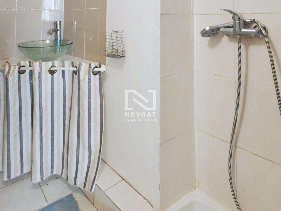 Appartement à FAYENCE