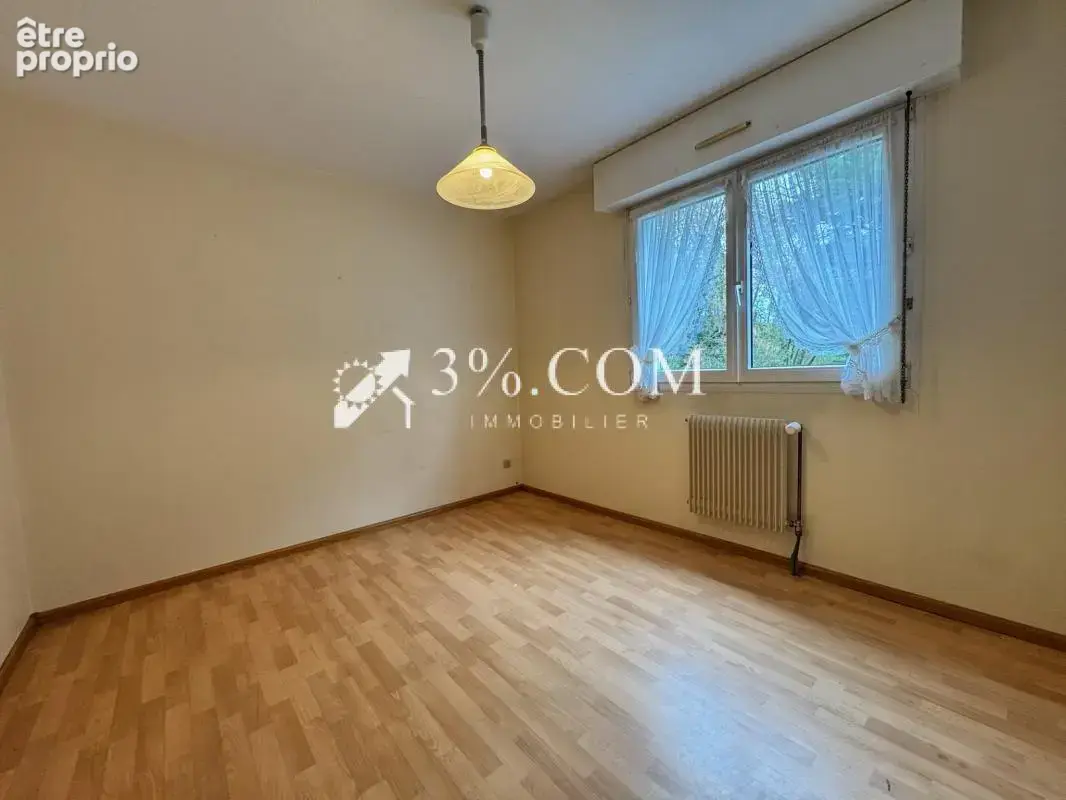 Grand appartement de 3 pièces  81m2  à rafraîchir  avec terr - photo 6