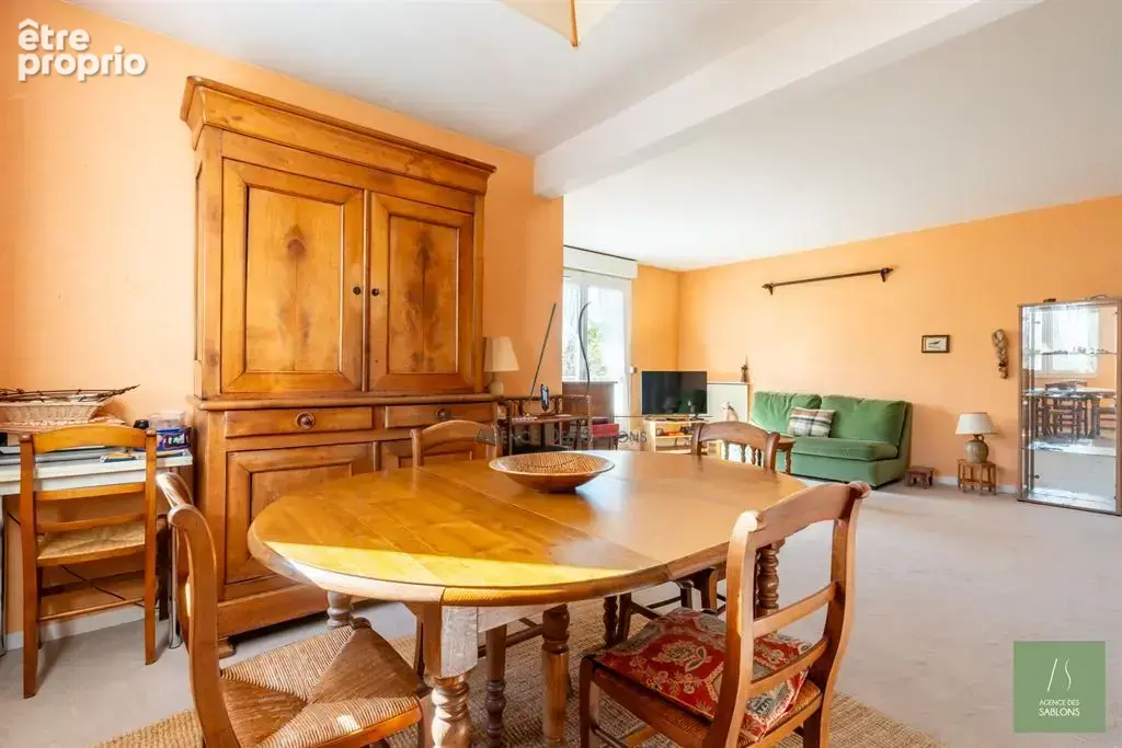 Appartement 4 pièces 84 m² à vendre à Chatou (78400) - photo 4