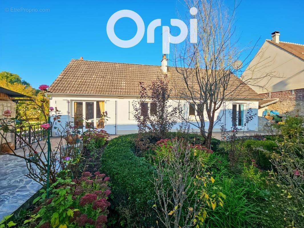 Maison à GOURNAY-SUR-ARONDE