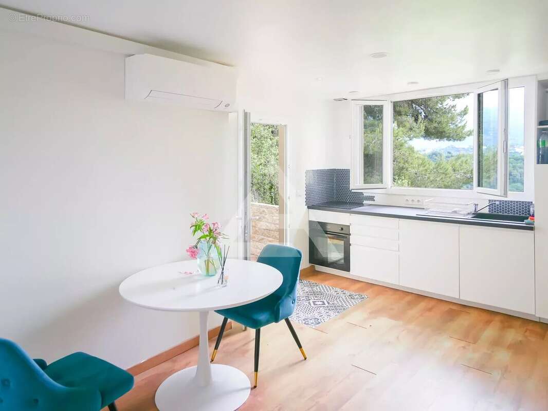 Maison à ROQUEBRUNE-CAP-MARTIN