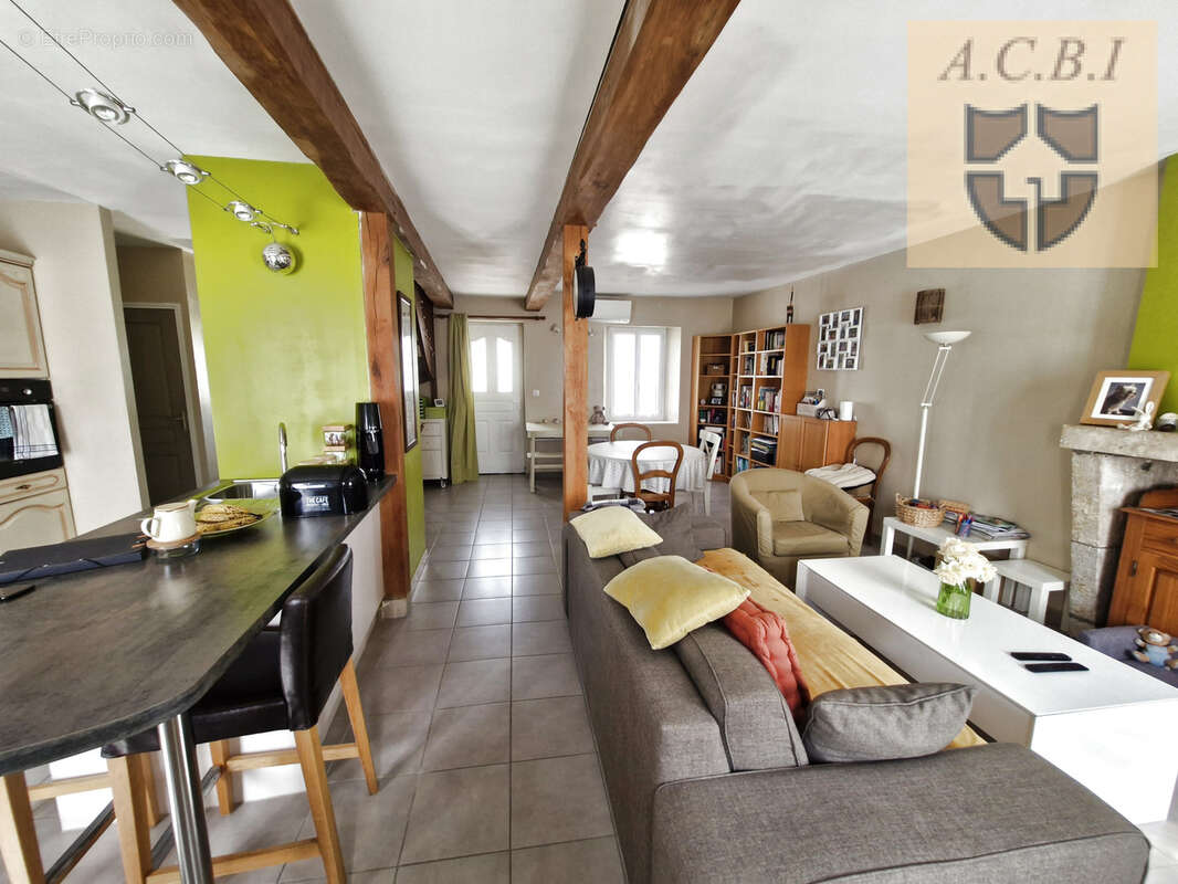 Maison à COULOMMIERS-LA-TOUR