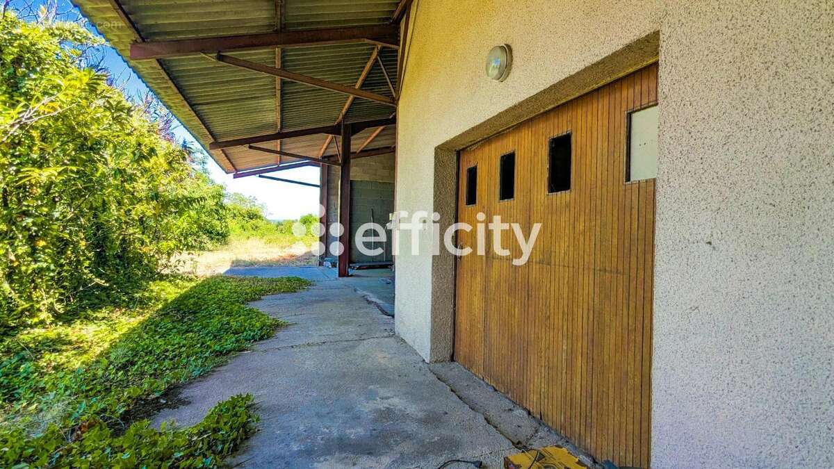 Stationnement - photo 7
