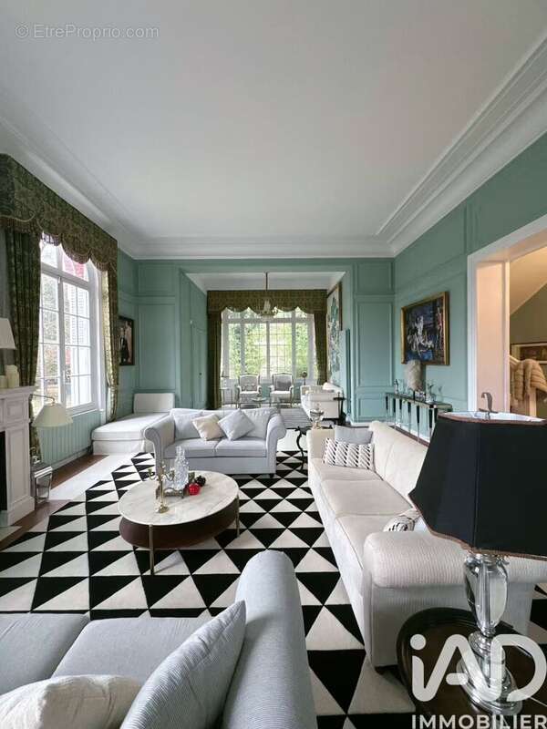 Photo 3 - Maison à LOUVECIENNES