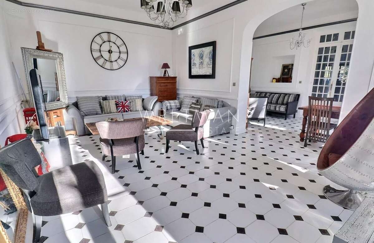 Maison à DRAGUIGNAN