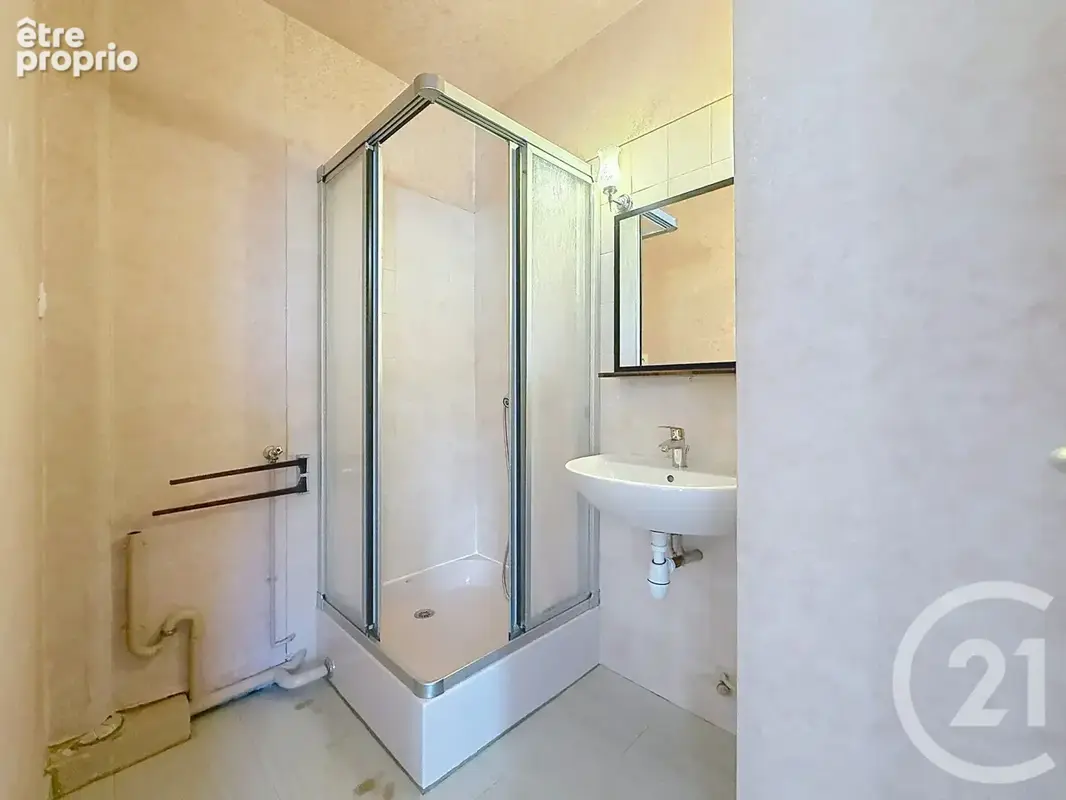 Appartement 3 pièces 61 m² à vendre à La Chapelle-Saint-Luc (10600) - photo 6
