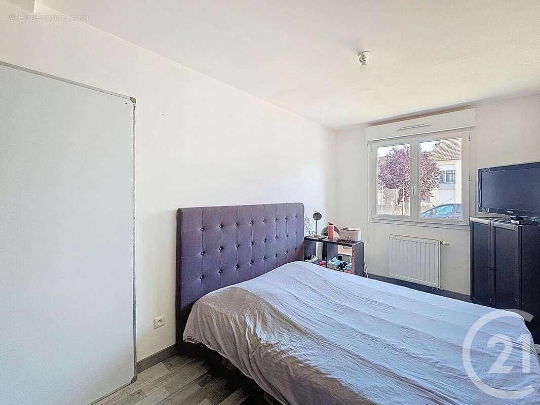 Maison à CHAUMES-EN-BRIE