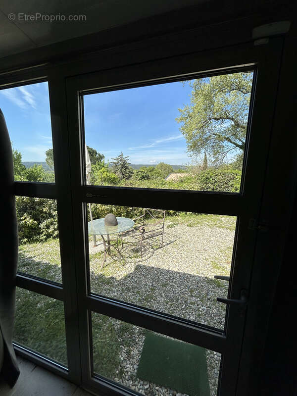 Maison à SAINT-QUENTIN-LA-POTERIE