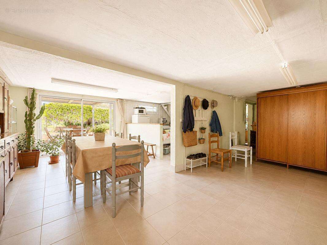 Maison rénovée sur 2 ha avec box chevaux - Secteur Mamers - photo 12
