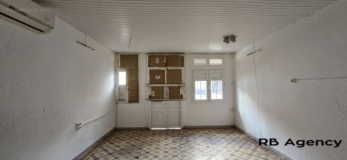 Maison à FORT-DE-FRANCE