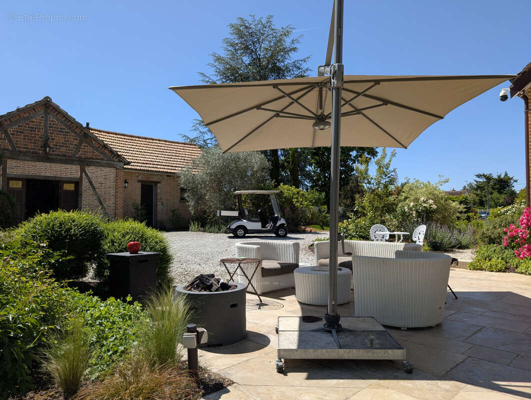 Maison à PIERREFITTE-SUR-SAULDRE