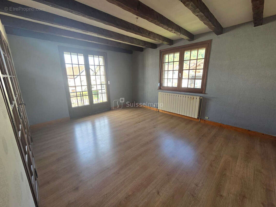 Maison 6 pieces 112m² sur terrain de 4.5 ares 225000 euros - photo 3