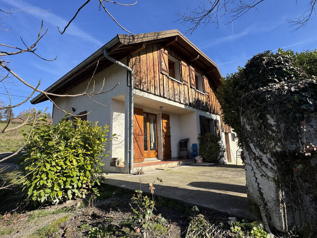 Maison à ALBENS