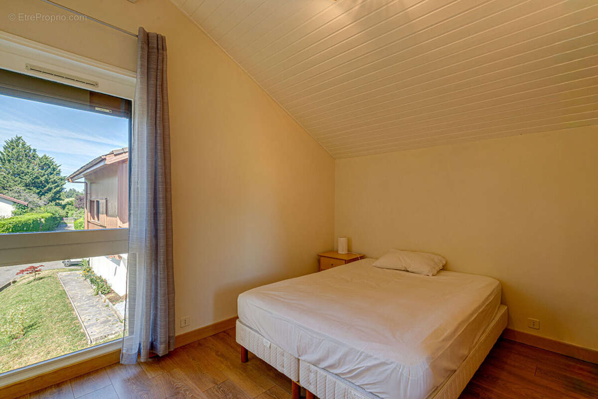Maison Ballaison 5 pièces rénovée de 157.55 m² - photo 11