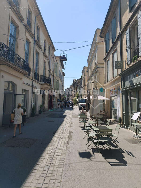Hyper centre Arles - T2 56 m² avec terrasse - photo 9