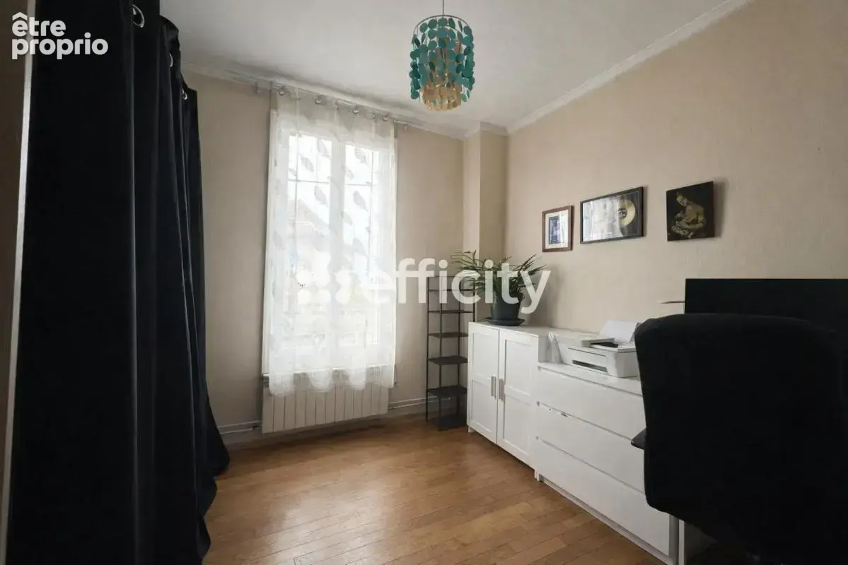 Maison 5 pièces 102 m² à vendre à Livry-Gargan (93190) - photo 4