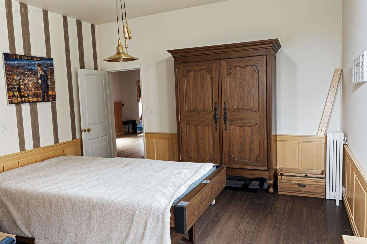 Maison à BAZOCHES-LES-BRAY