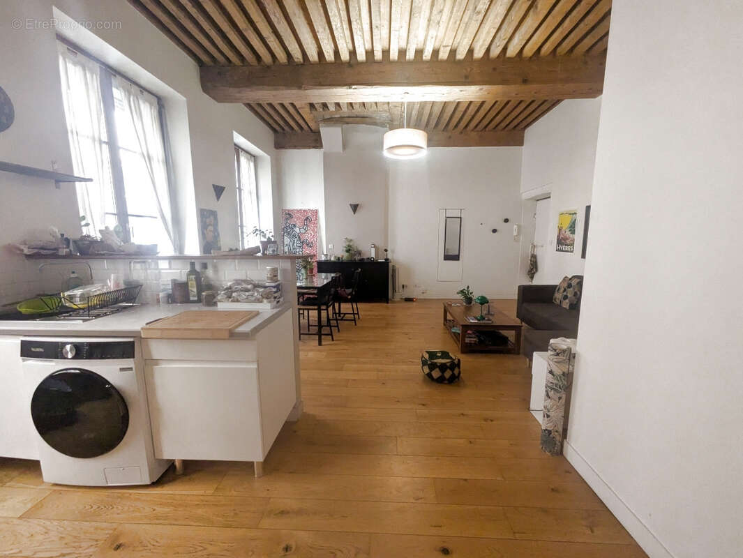 Appartement à LYON-1E