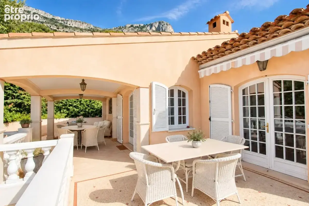 Cap d'ail - villa 350m²  terrain 1425m²  vue mer - photo 21
