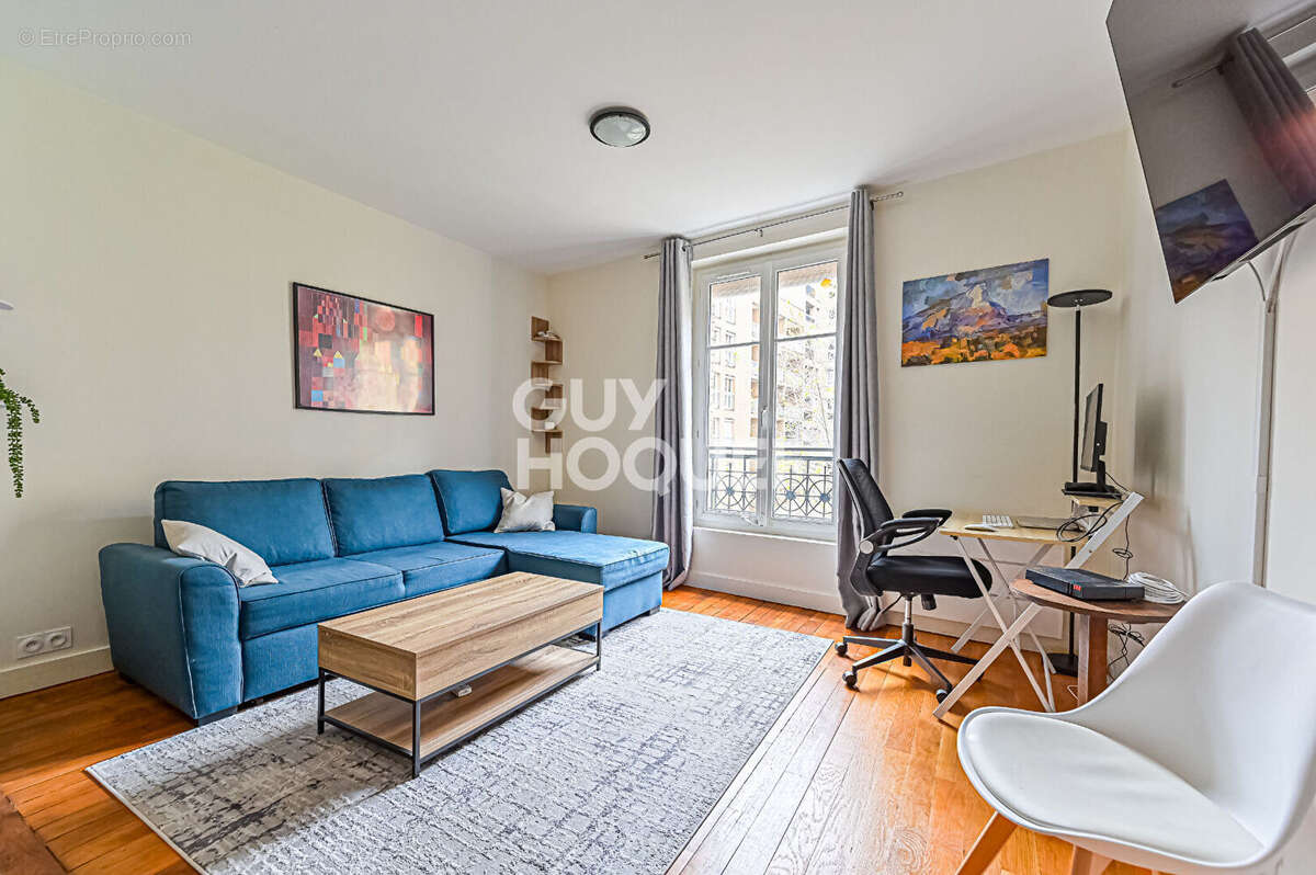 Appartement à PARIS-12E