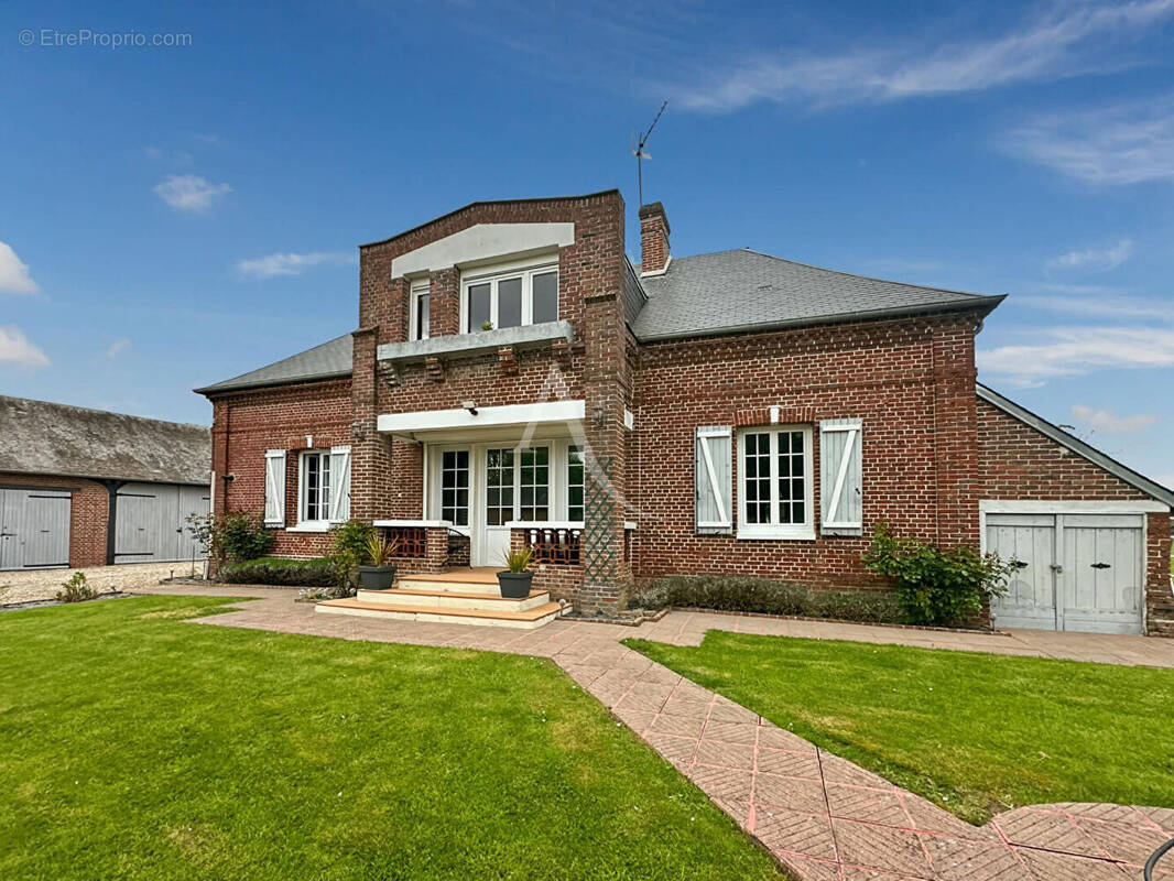 Maison à ETREPAGNY
