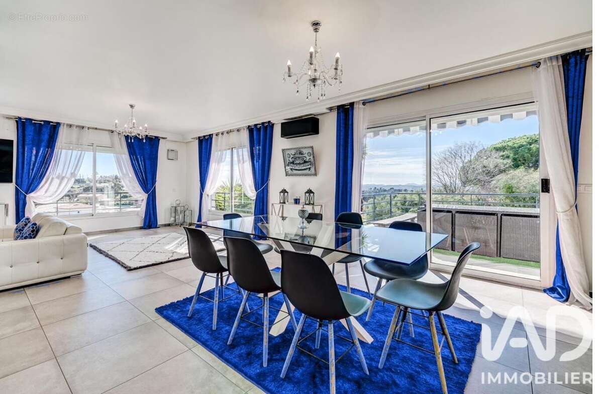 Maison 366 m² à Saint-Laurent-Du-Var  - photo 3