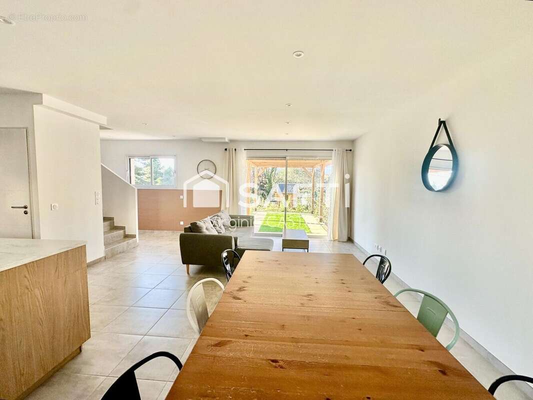 Photo 3 - Maison à MONTAUROUX