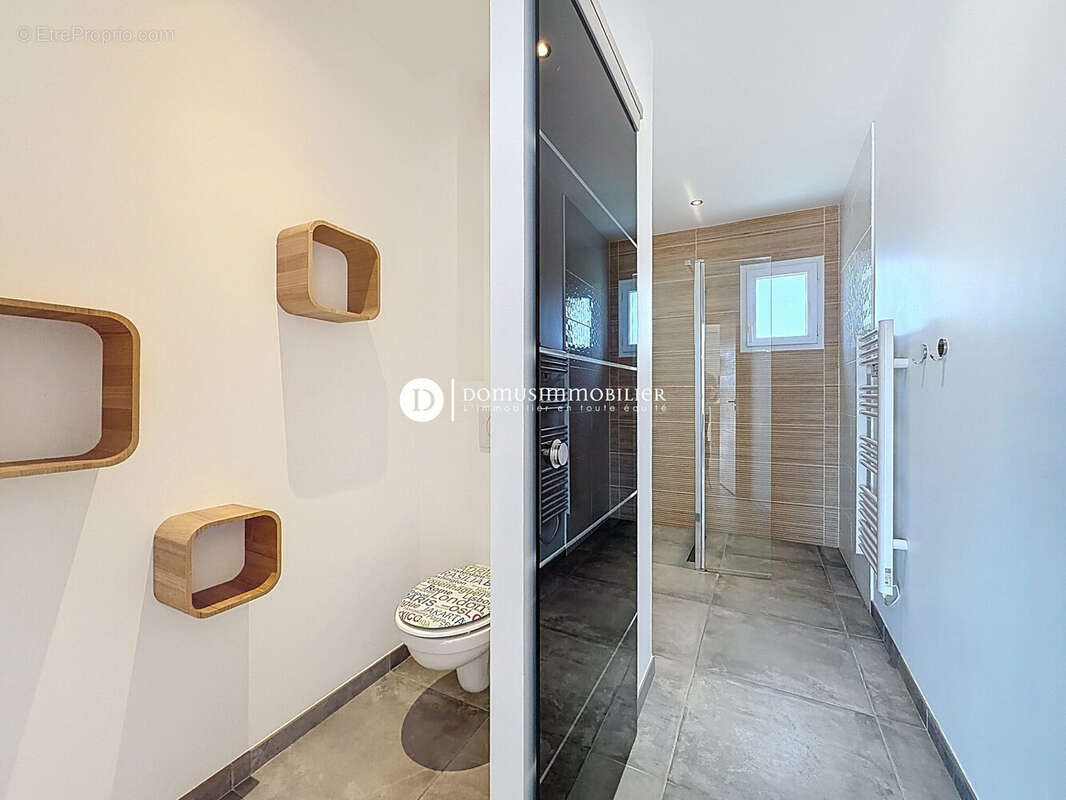 Appartement à SAINT-SATURNIN-LES-AVIGNON