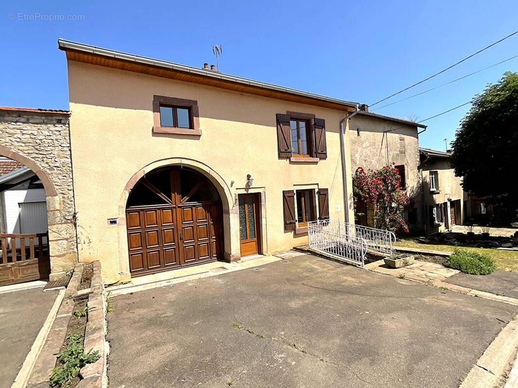 Maison à MELINCOURT