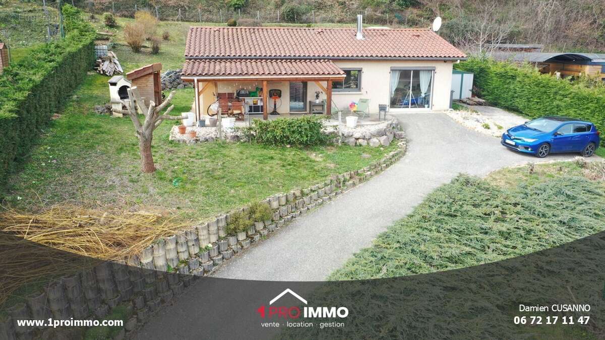 photos n°1 - Maison à ROYBON