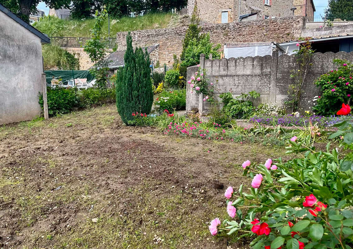 Maison à ERNEE