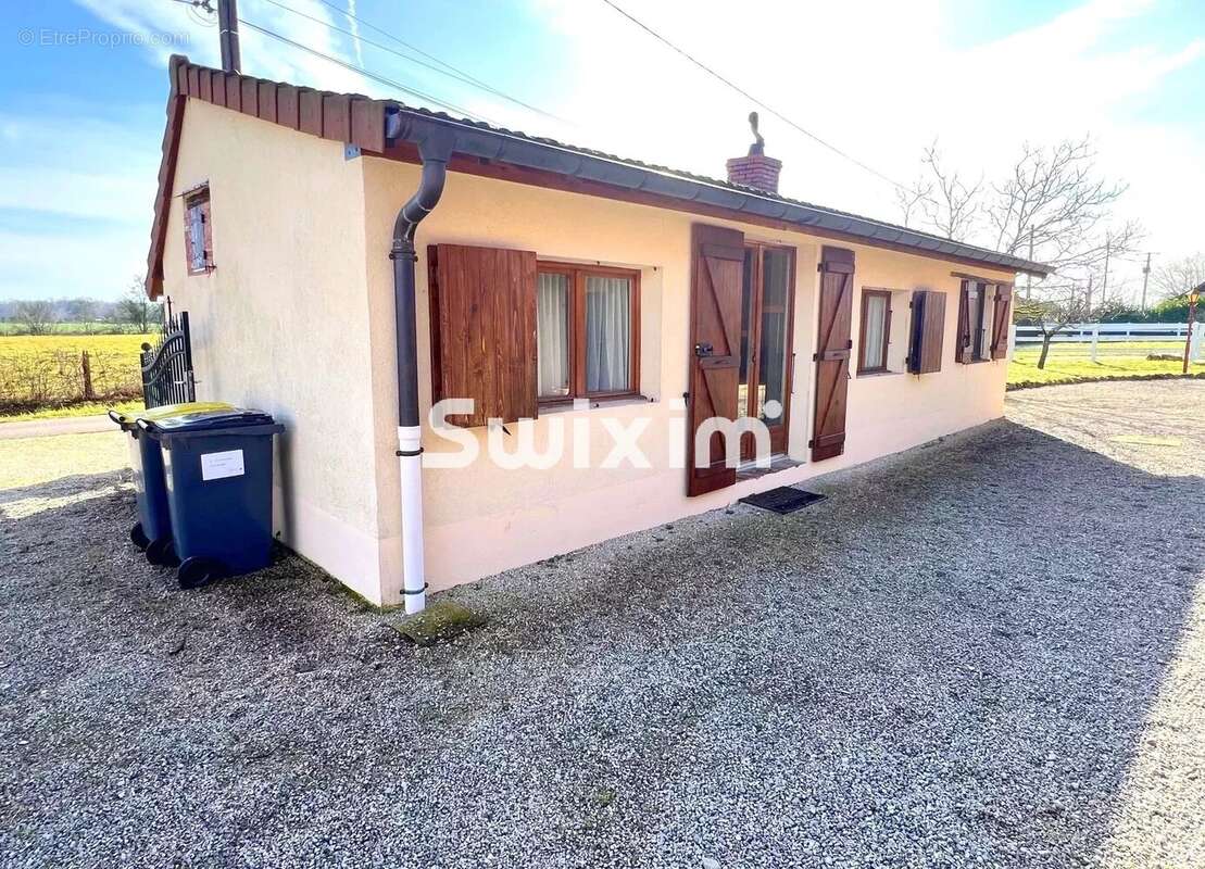 Maison à SAINT-GERMAIN-DU-BOIS