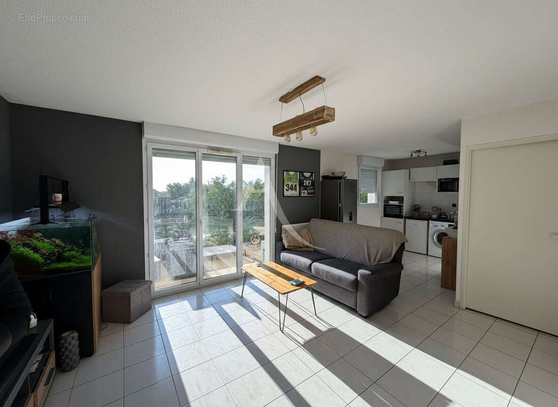 Appartement à SAINT-SULPICE