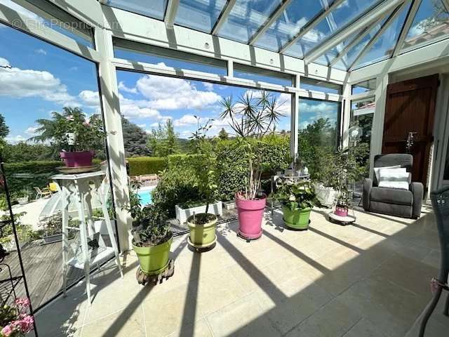 Maison à CHARBONNIERES-LES-BAINS