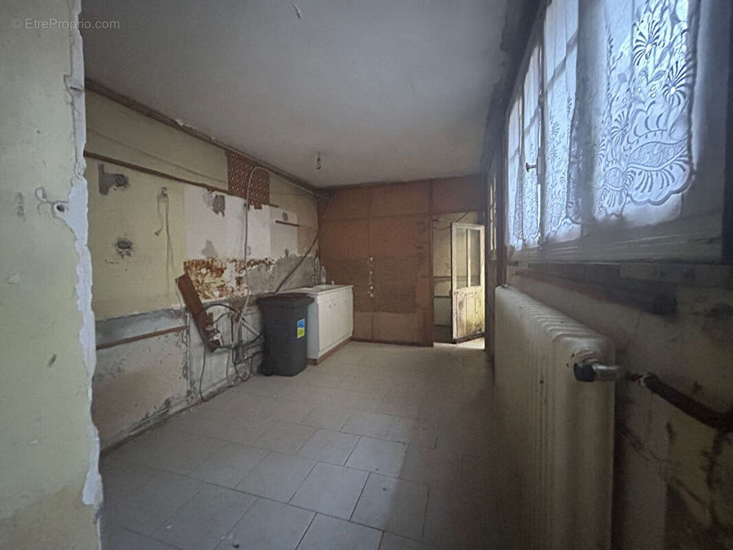 Maison à SAINT-AMAND-MONTROND