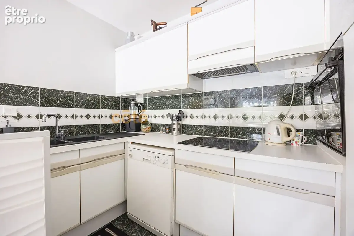 Saint-herblain -- appartement 4 pièces -- 89 m² -- terrasse -- jardin -- garage -- place de stationnement -- cave -- grenier - photo 10