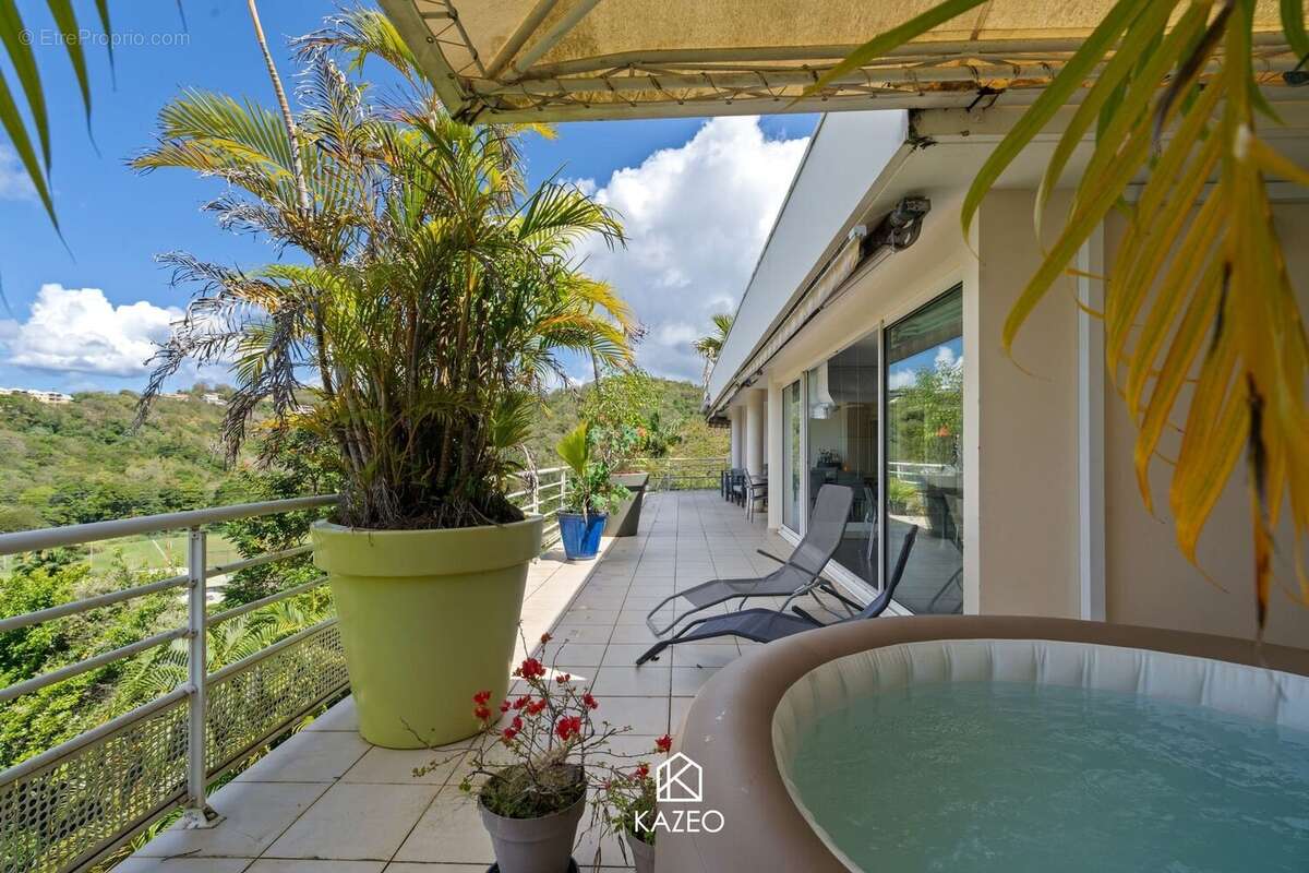 Appartement à SCHOELCHER