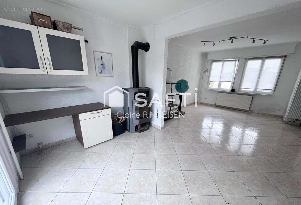 Maison 138 m² à Spicheren  - photo 4